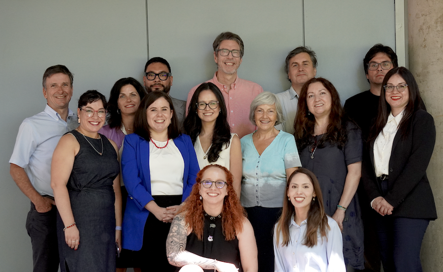 Foto del equipo del Instituto de Éticas Aplicadas UC.
