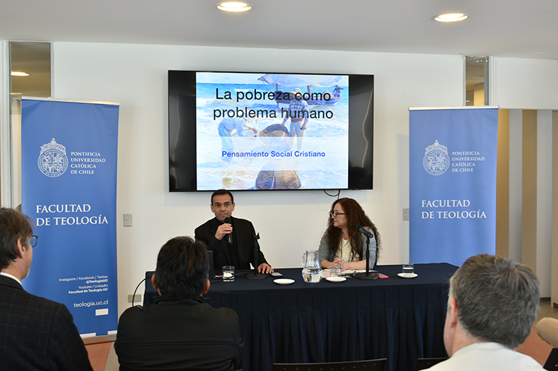 Conferencia UC abordó la pobreza como un problema humano integral desde la ética y la teología