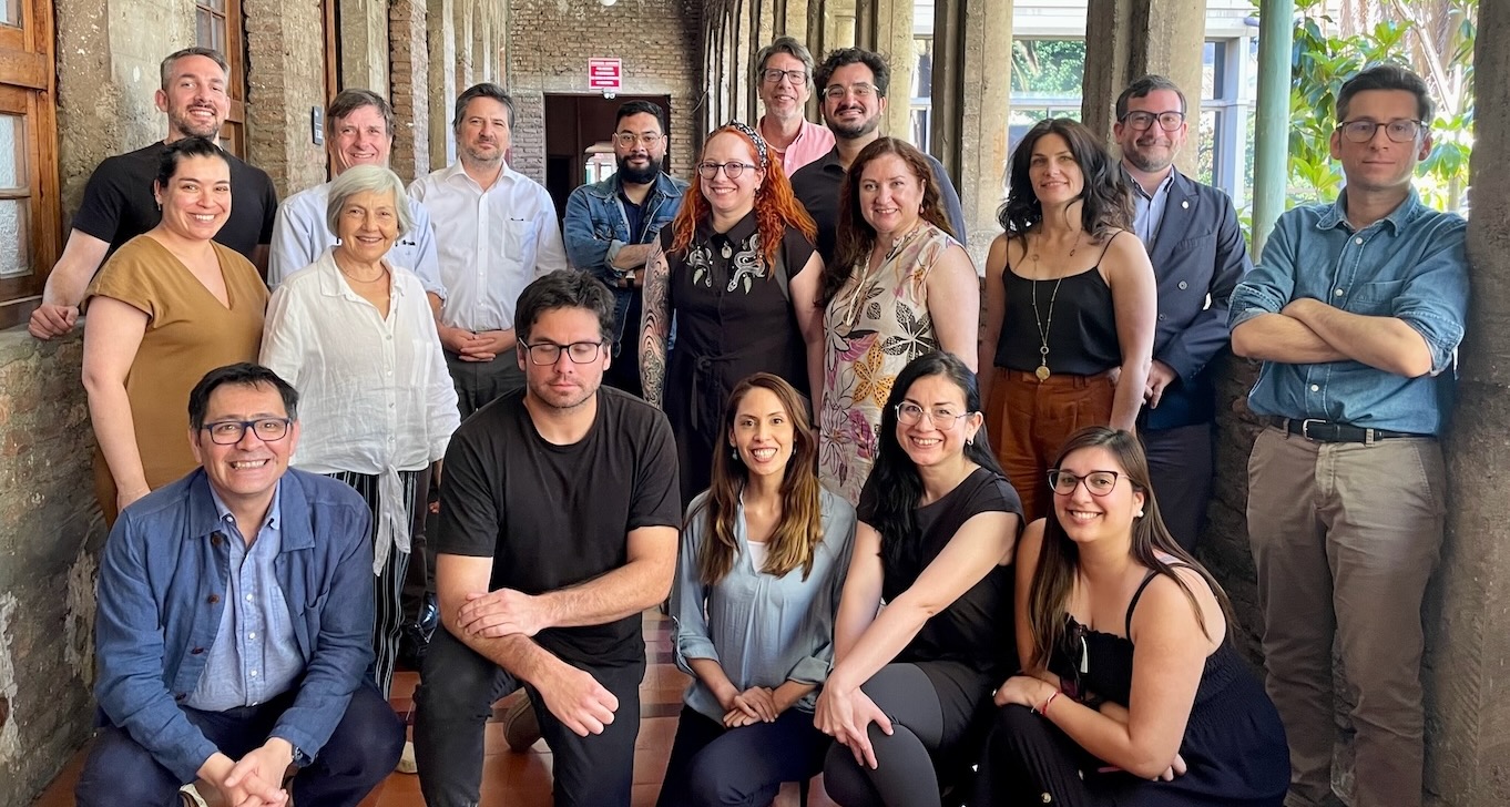 Foto del equipo del Instituto de Éticas Aplicadas UC 2025.