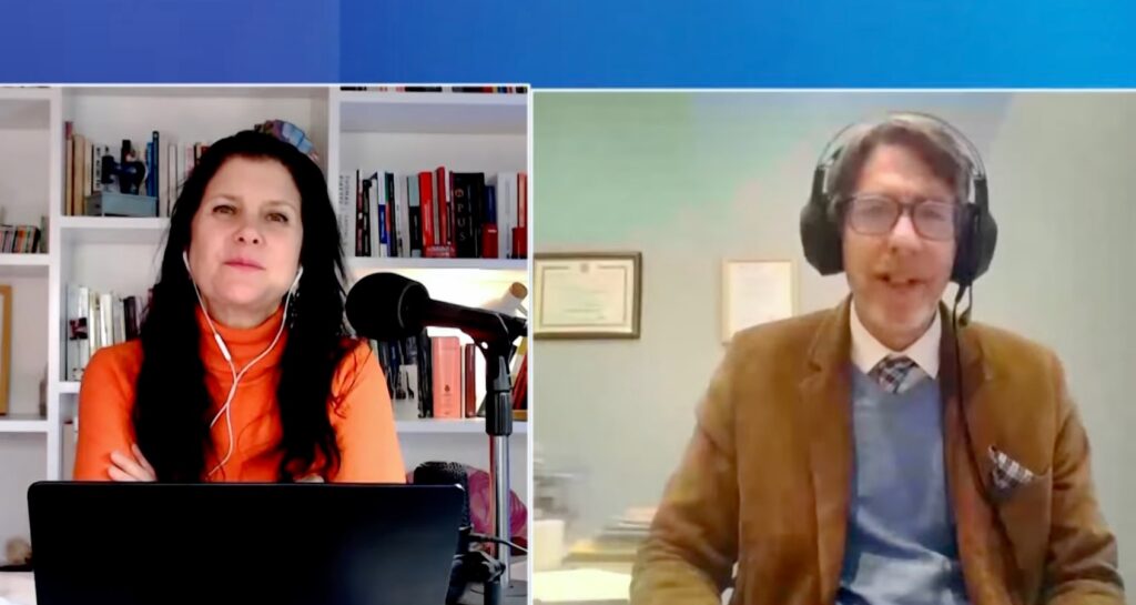 Imagen de la entrevista del académico Cristián Hodge en el programa “Sin Pretexto” de Radio USACH.